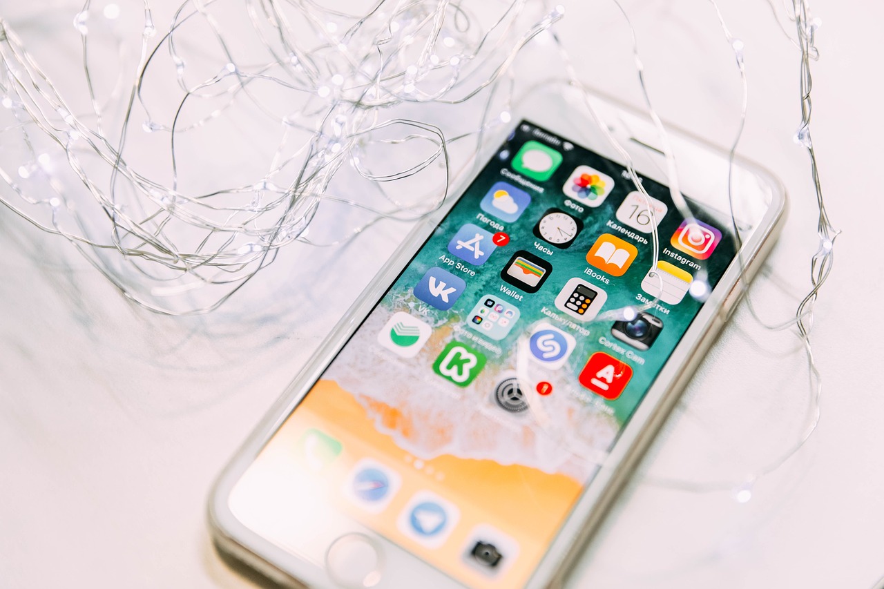 How to Voice Record On Your iPhone 8 1
