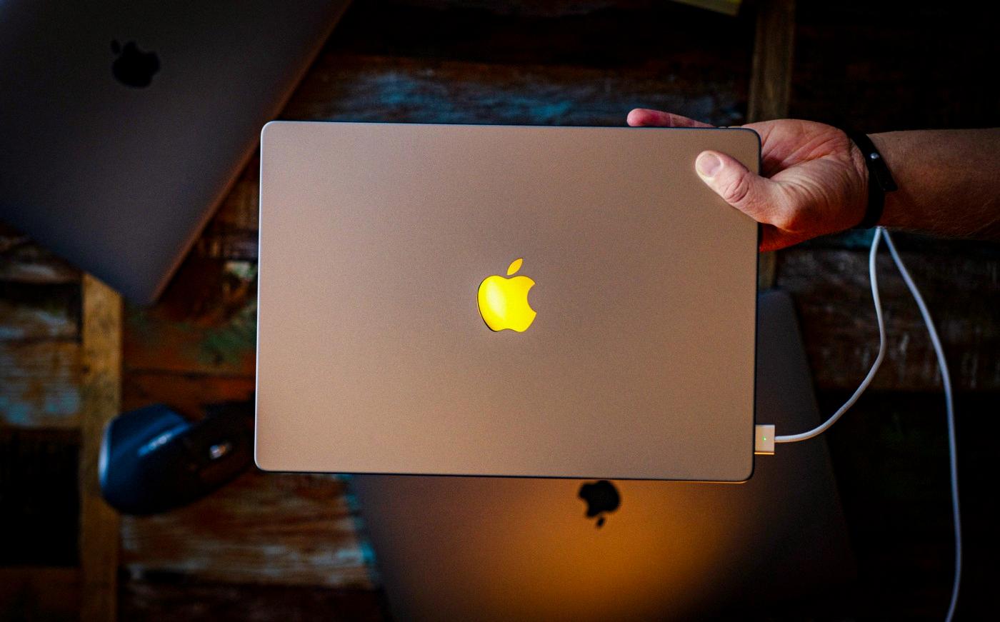 What Wattage Do You Need When Charging Your Macbook Air M1 Devicemag