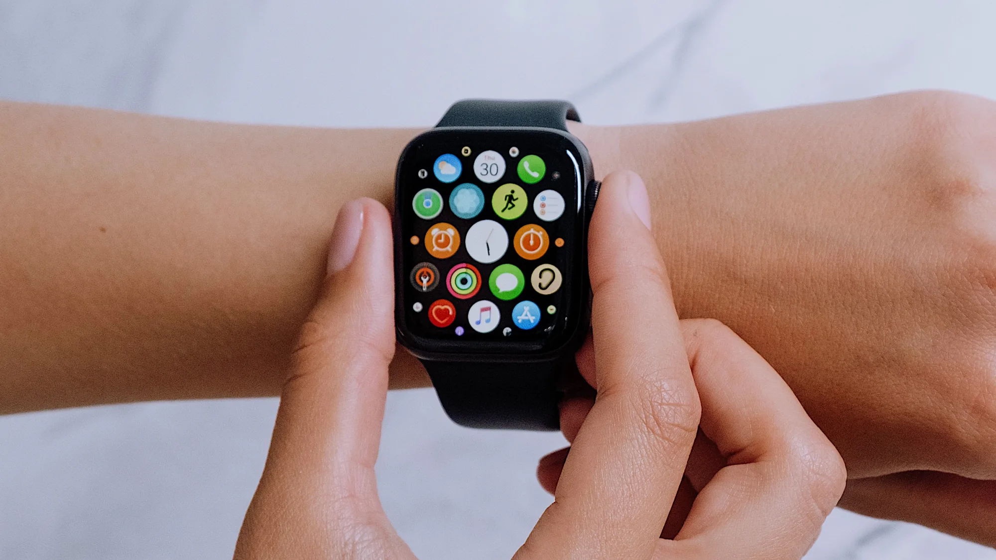 how-to-close-tabs-on-apple-watch-devicemag