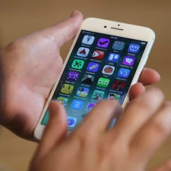 How To Make Your iPhone Stay Unlocked