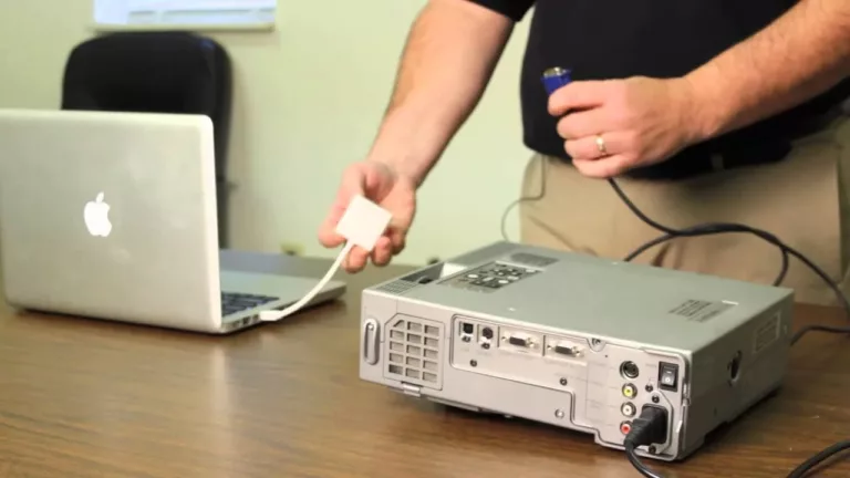 How To Connect Macbook Air To Hdmi Projector 7
