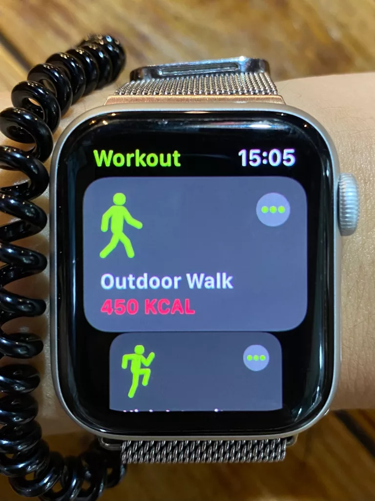 How To Start Outdoor Walk On Apple Watch 11