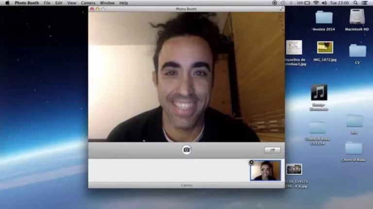 How To Take Photos On Macbook Air 15