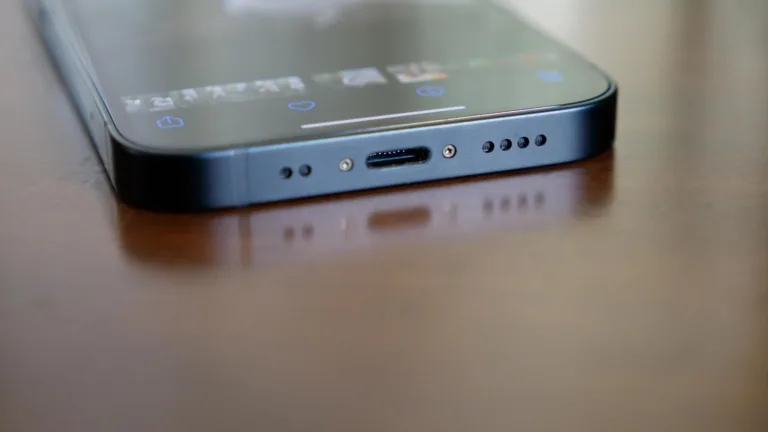 How To Get Water Out Of Charger Port On Your iPhone 9