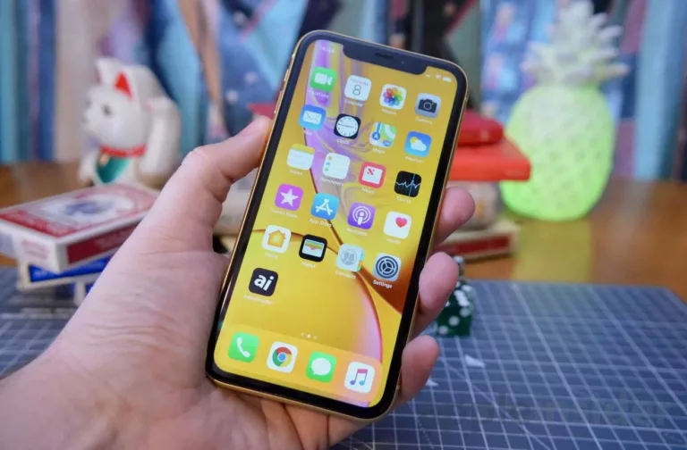 How To Use Your iPhone XR as Personal Hotspot 7
