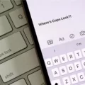 How To Keep Caps Lock On Your iPhone 11 How To Keep Caps Lock On Your iPhone 10