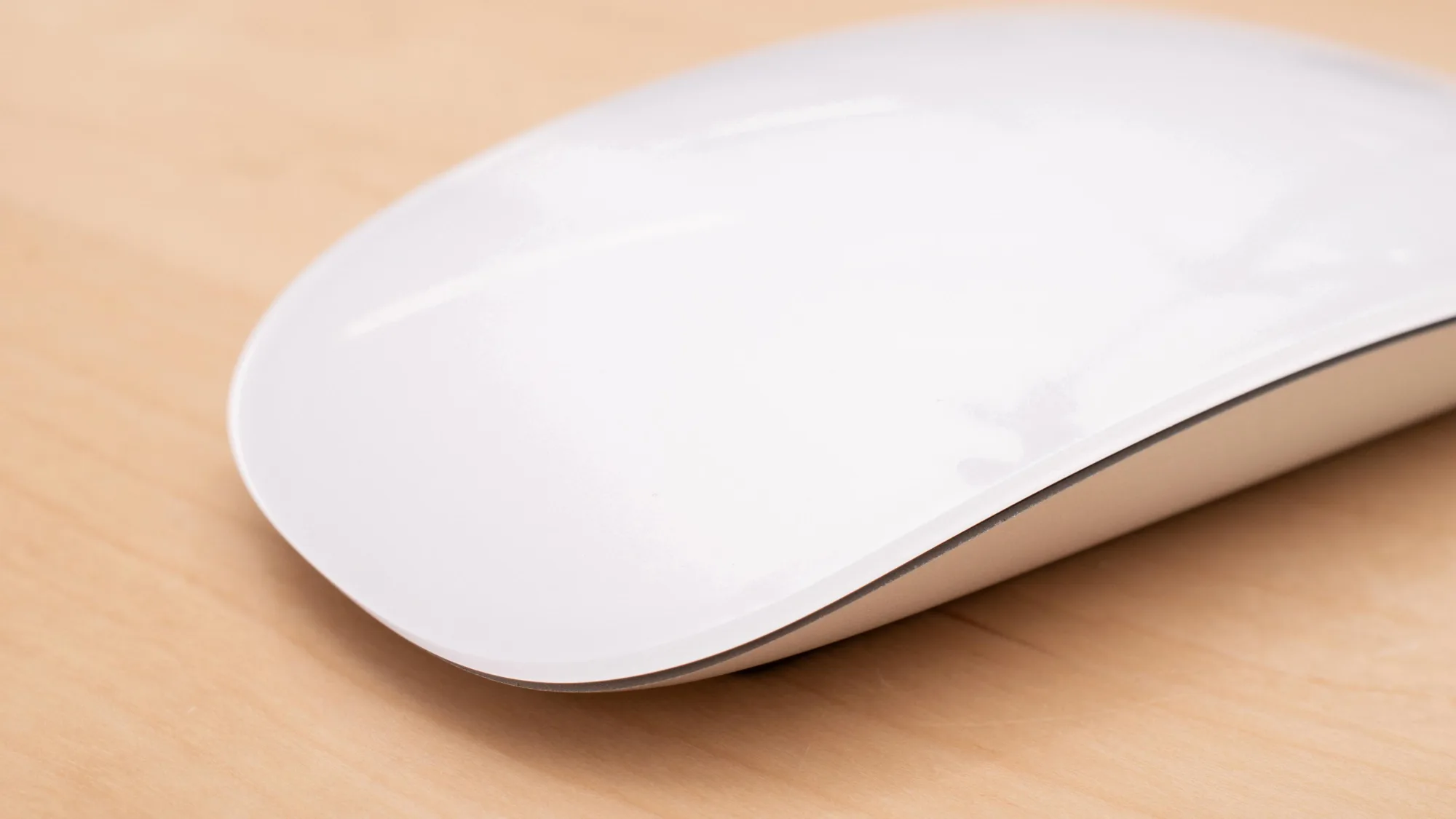 How To Open Your Magic Mouse To Replace Batteries - DeviceMAG