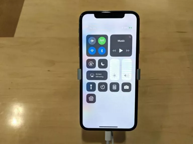 How To Remove The Home Button On iPhone 11 19