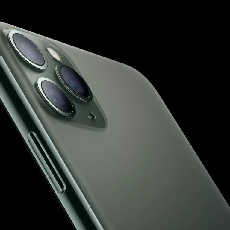 How To Reset Camera On Your iPhone 13