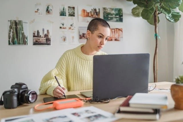 A Guide to Drawing on a Macbook Pro 9