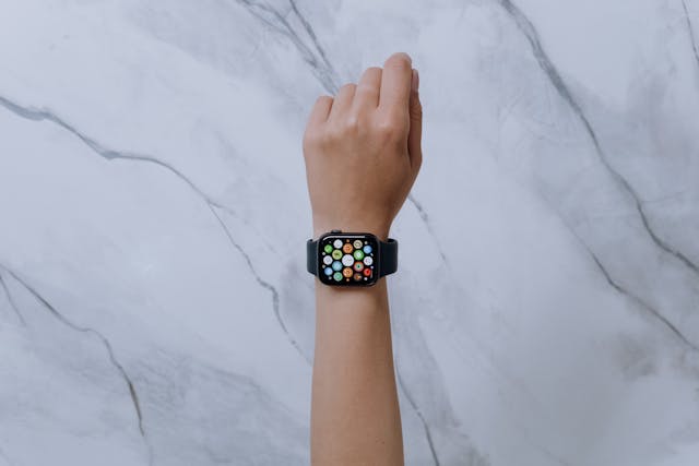 How to Track Your Apple Watch Using Serial Number 7