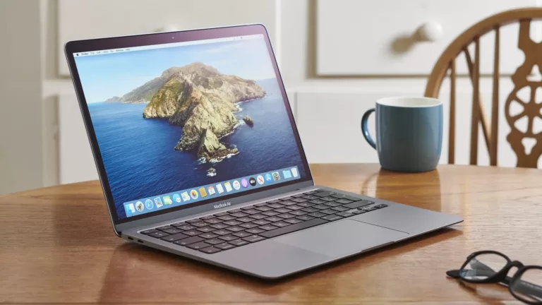 How To Turn On New Macbook Air 2020 5