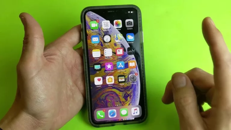 How To Use Siri On iPhone XS Max 7