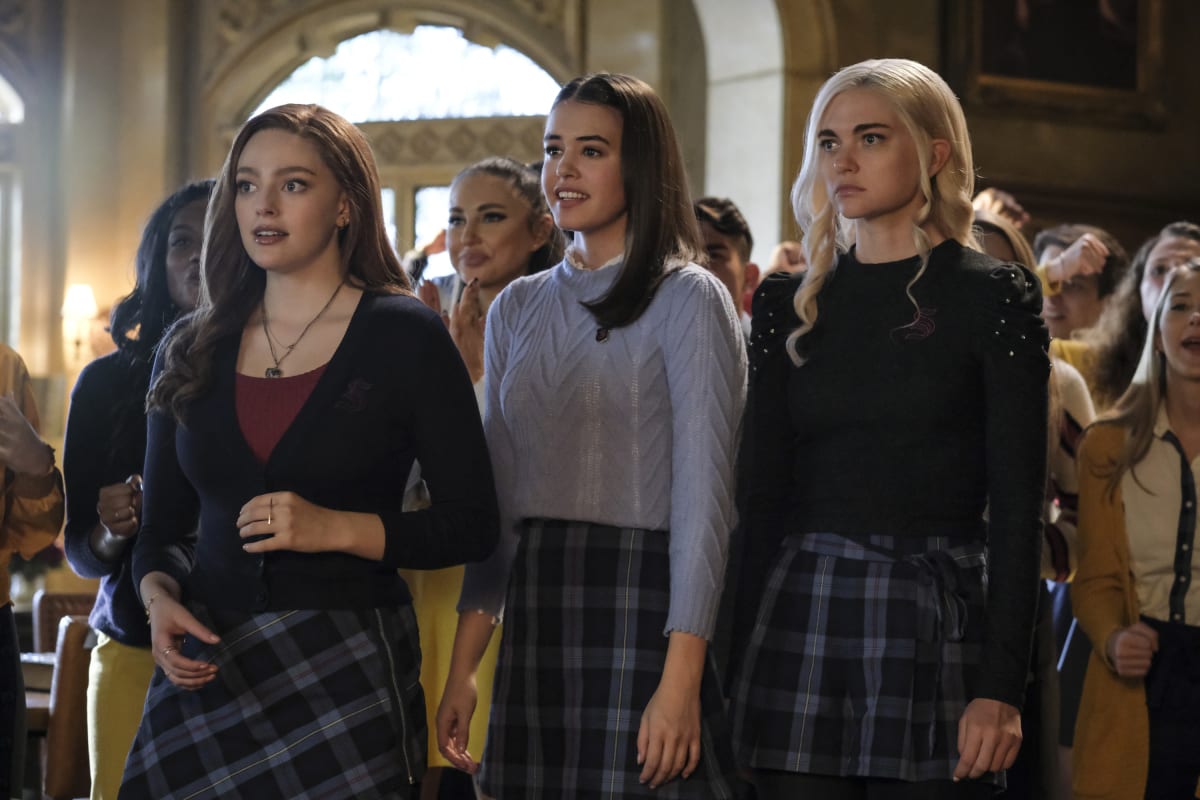How to Watch Legacies Season 4 1