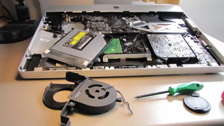 How to Clean Your iMac Fan 3