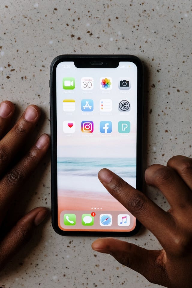 Enable an On-Screen Home Button With AssistiveTouch