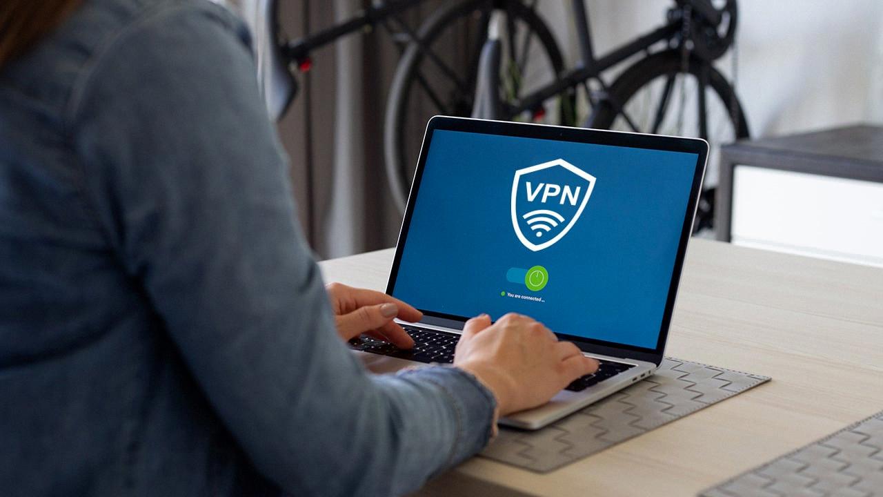 what does express vpn do
