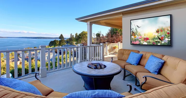 Enjoy Bright & Clear Viewing Experience with 85 Inch Outdoor TV 5