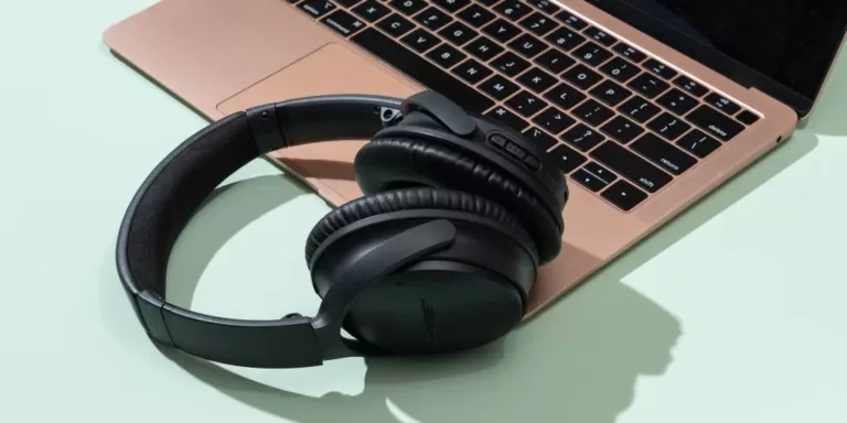 How to Troubleshoot Your Headphones When Transparency Mode Not Working? 3