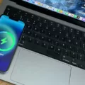 Why Won't My Mac Charge My iPhone? 6 Why Won't My Mac Charge My iPhone? 5