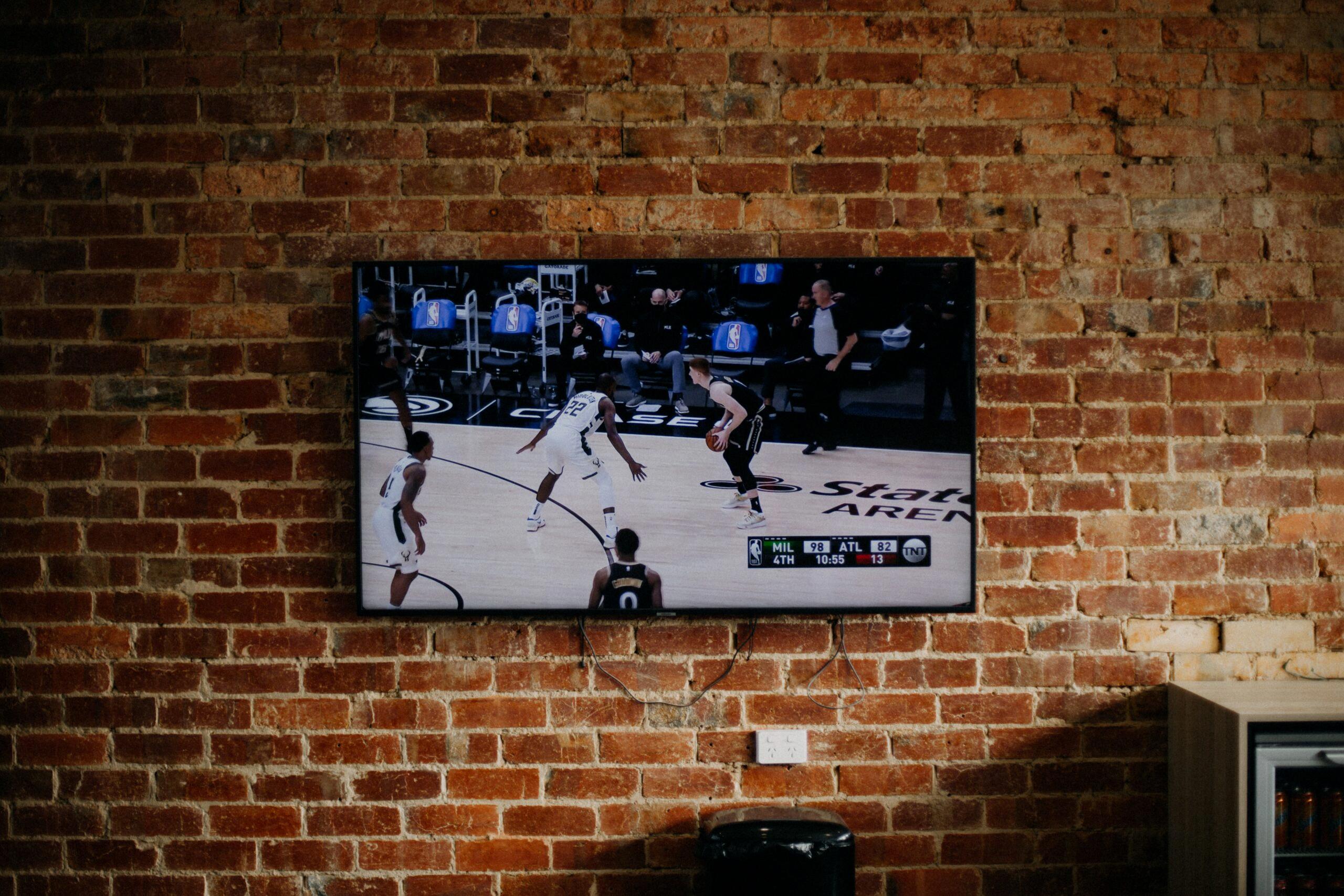 hardwall hangers for tv