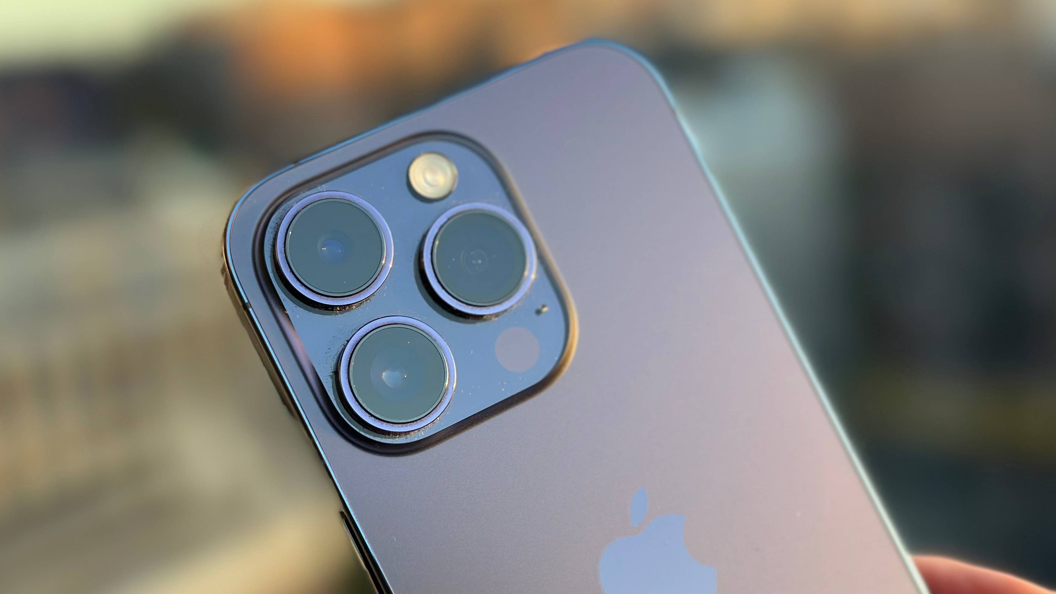 Uncovering the Cost of iPhone Camera Lens Repair 7