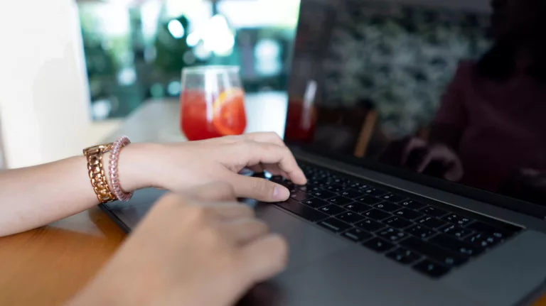 Solving the Mystery: Why Won't My Mac Desktop Turn On? 15