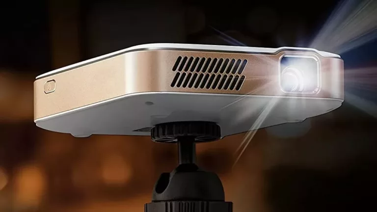 Unlock the Magic of Screen Mirroring with a Kodak Projector 1