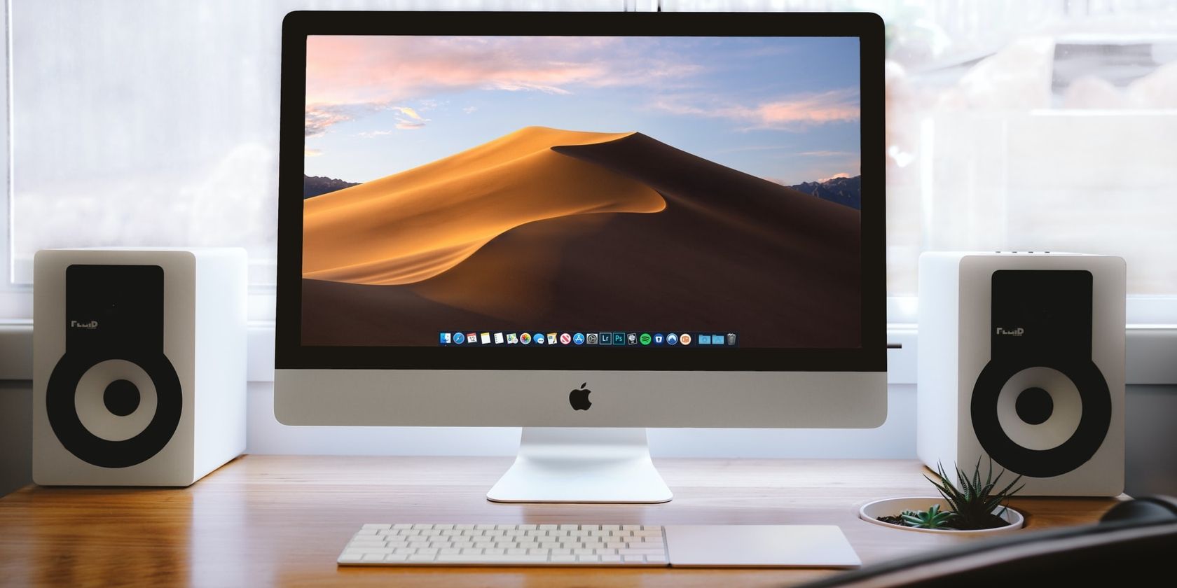How to Enhance Your iMac Experience with the Best Speakers? 1