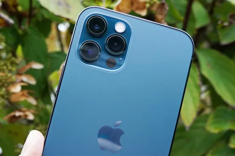 Where is Lidar On iPhone 12 Pro Max? 1