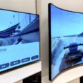 The Pros and Cons of Curved vs. Flat TVs 18 The Pros and Cons of Curved vs. Flat TVs 17