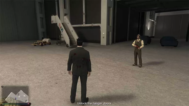 How to Unlock the Hangar Door in GTA 5? 1