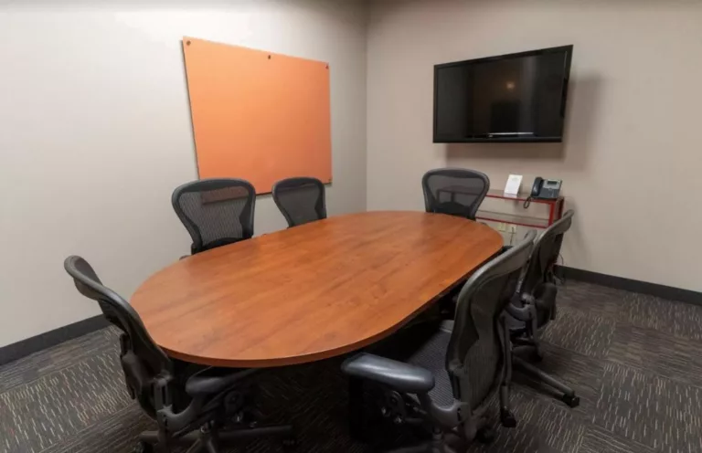 How to Choose the Right TV for Your Conference Room? 13