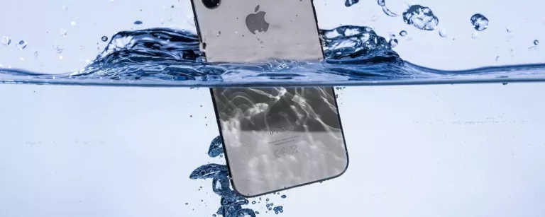 What to Do if Your iPhone is Dropped in Water? 9