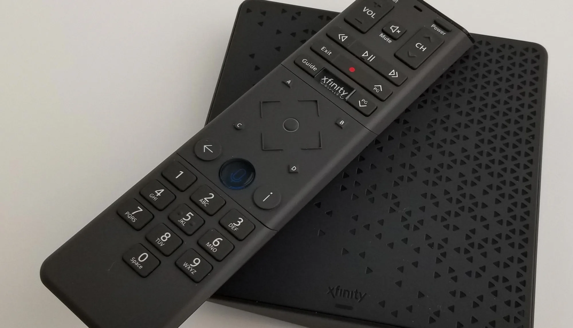 how-to-fix-when-your-xfinity-remote-won-t-change-channels-devicemag