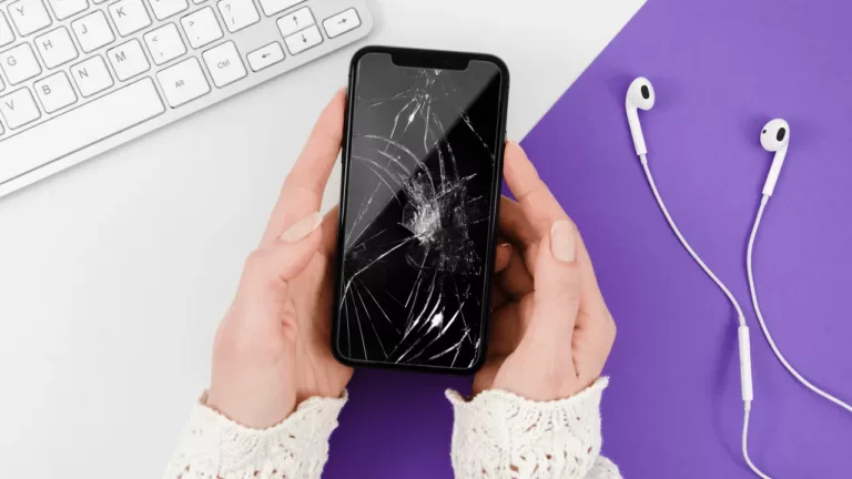 How to Access Your Phone Without a Screen? 13