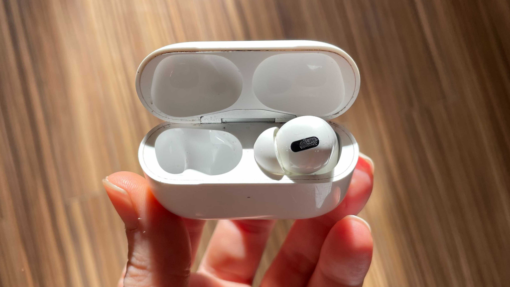 How to Replace Your Lost AirPods? 1