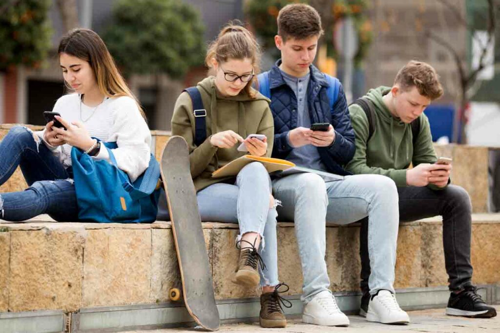 How to Find the Perfect Replacement Phone with TruConnect? 1