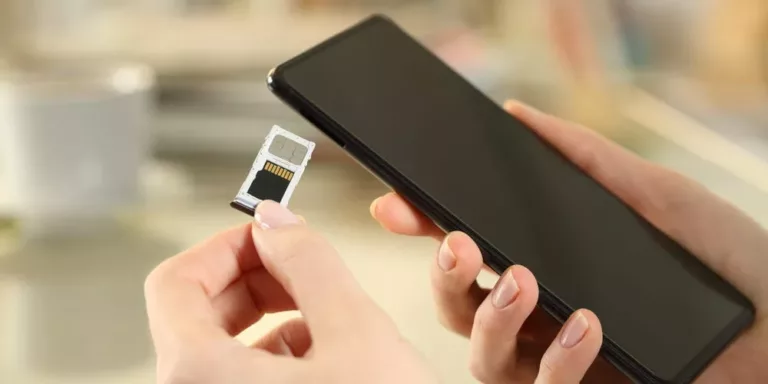What Can Someone Do With Your Sim Card? 7
