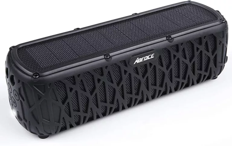 How to Enjoy Music in Water with Solar-Powered Waterproof Speakers? 5