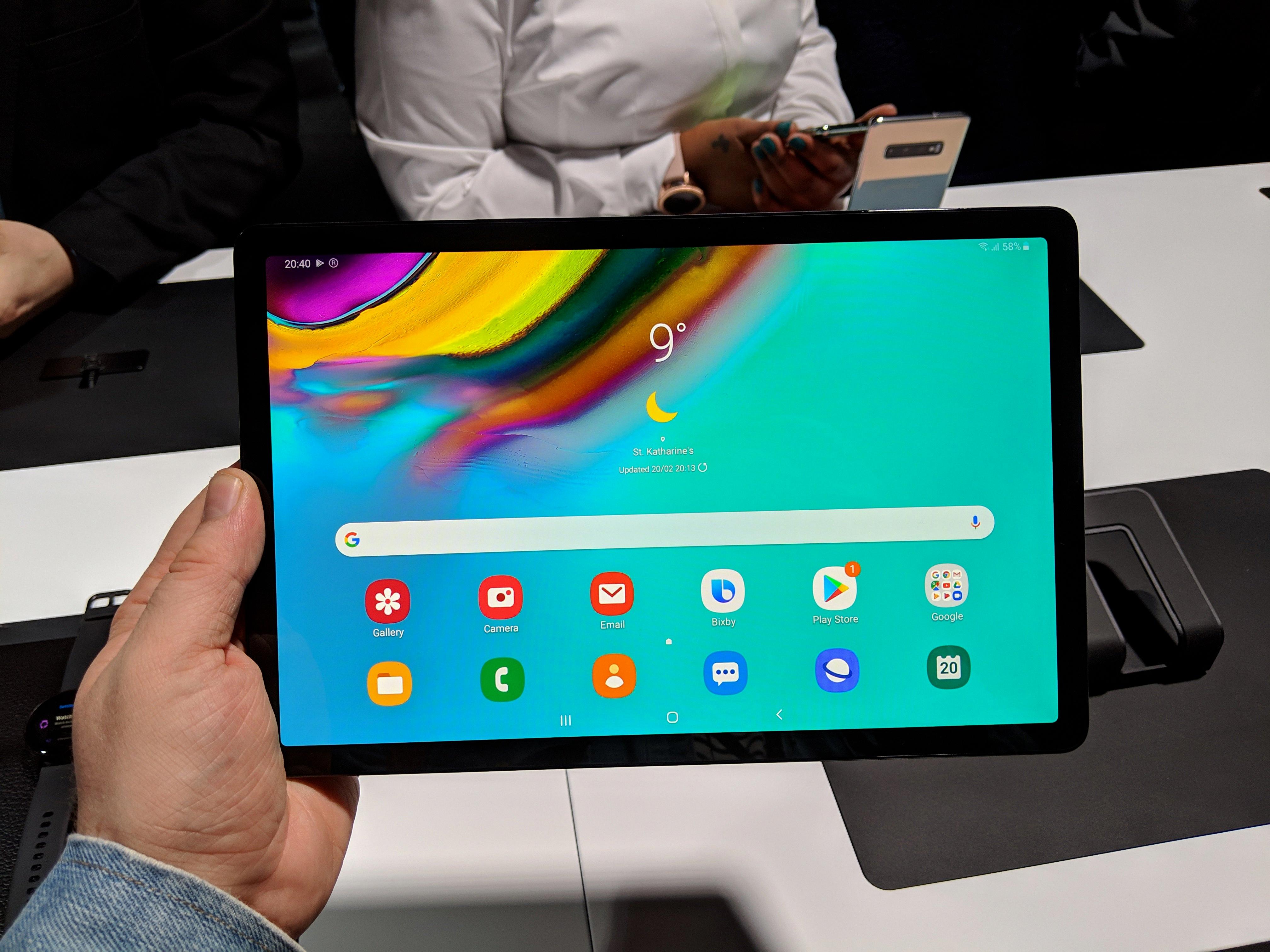 How to Connect Your Galaxy Tab to Your TV Using HDMI? 15