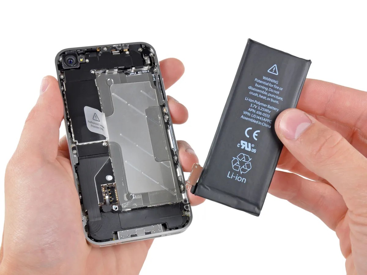 Cost of Replacing iPhone Battery at Best Buy 1