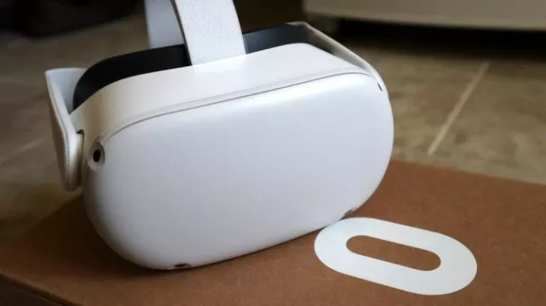 Why is The Oculus Quest 2 So Cheap? 3