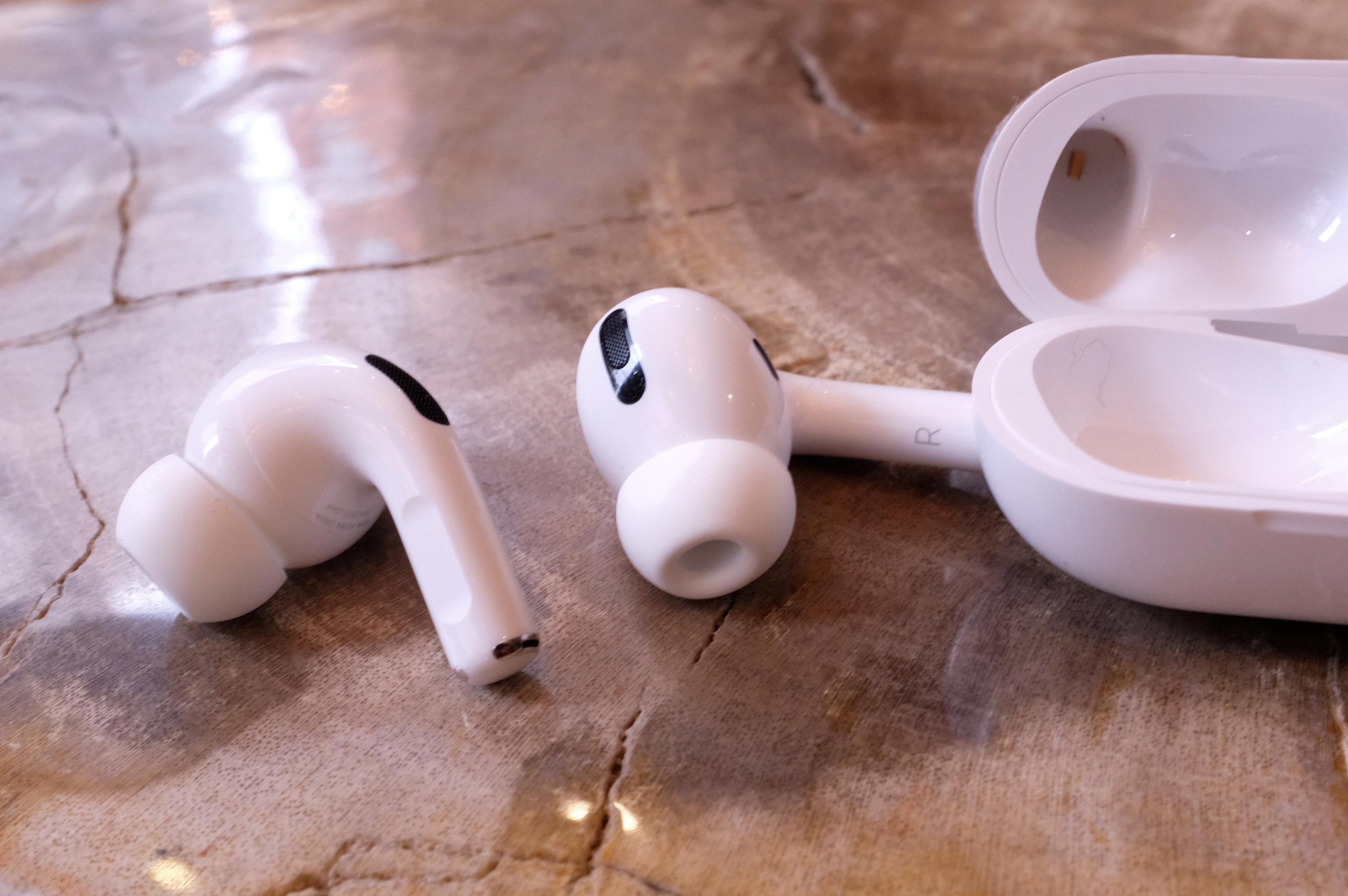 airpod pro rattling fix