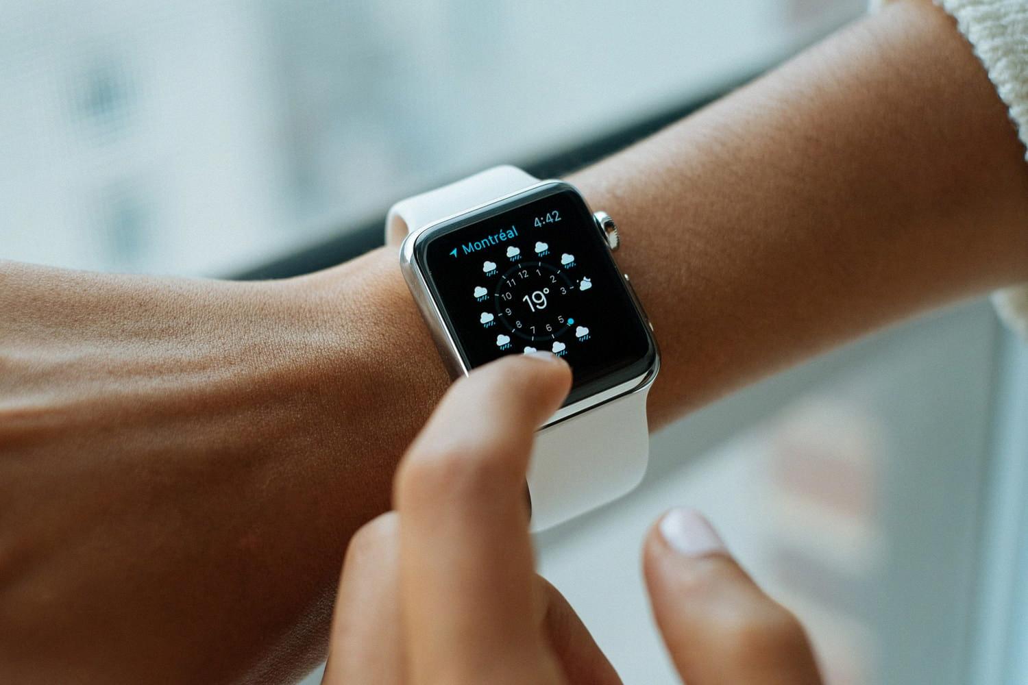apple watch 6 not waking on wrist raise