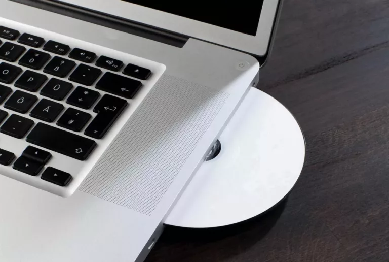 How to Troubleshoot a Stuck Disk on a MacBook Pro? 17