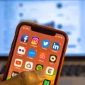 Understanding iPhone App Icon Blinking 15