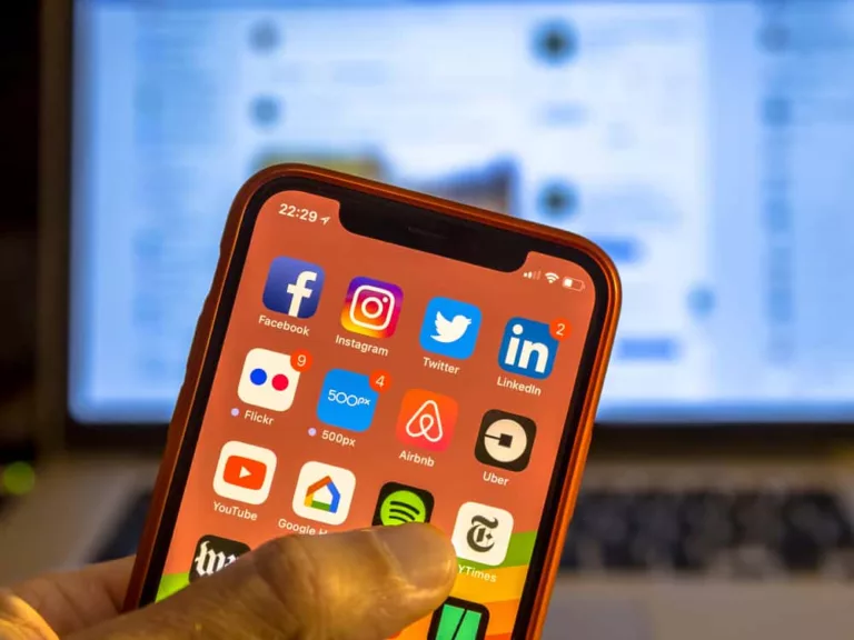 Understanding iPhone App Icon Blinking 15