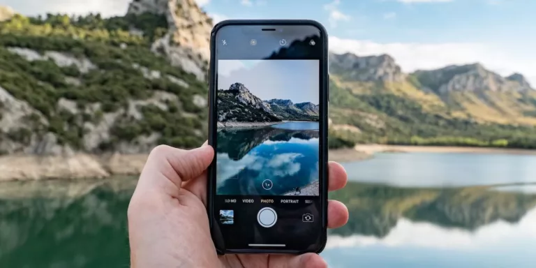 How to Use Your iPhone As a Leveler Tool? 5