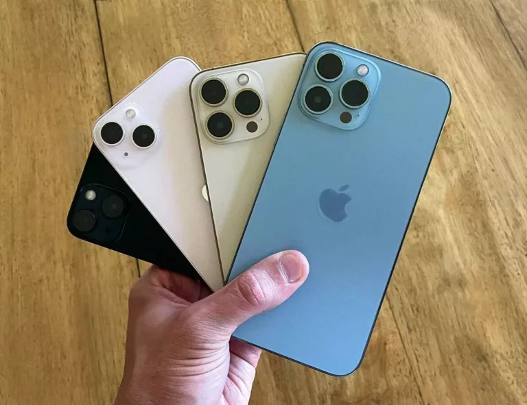 The Advantages of iPhone Over Android 11